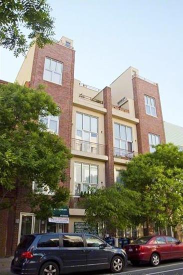 153 Manhattan Avenue 4A Williamsburg Brooklyn NY 11206