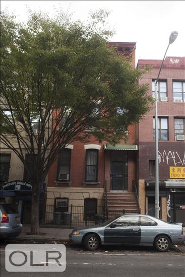 215 South 4th Street 2D Williamsburg Brooklyn NY 11211