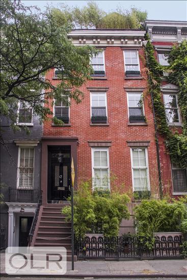 221 West 13th Street GARDEN W. Greenwich Village New York NY 10011