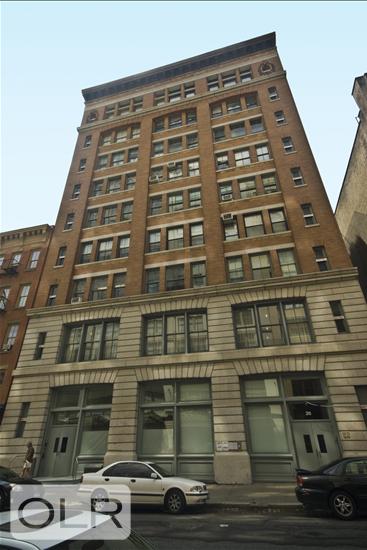 20-26 North Moore Street 4W Tribeca New York NY 10013