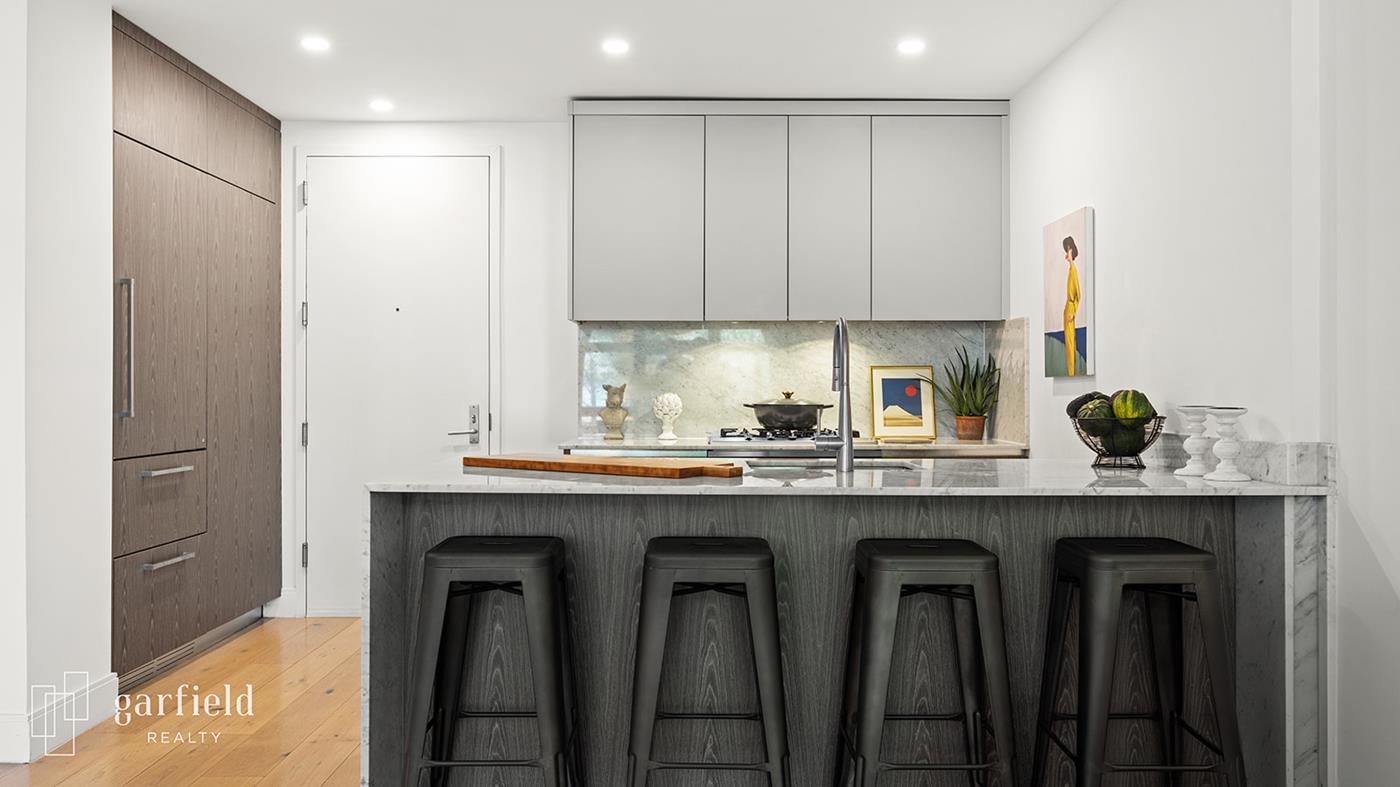 229 9th St