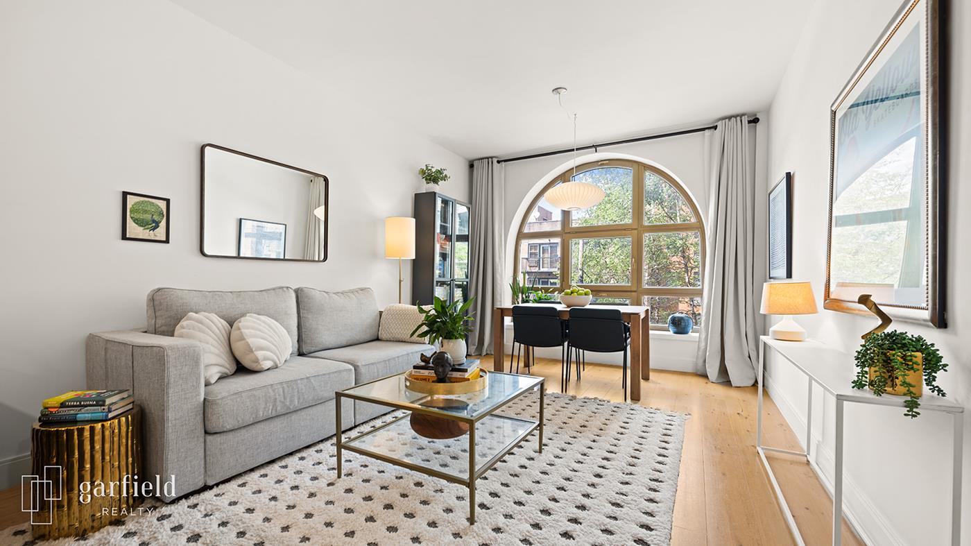 229 9th St