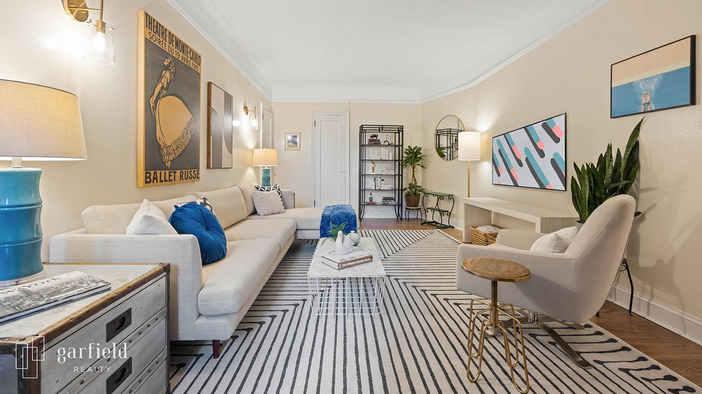 81 Ocean Pkwy
