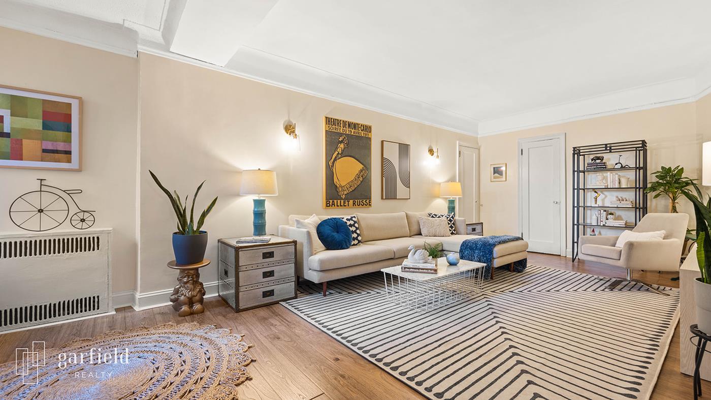 81 Ocean Pkwy