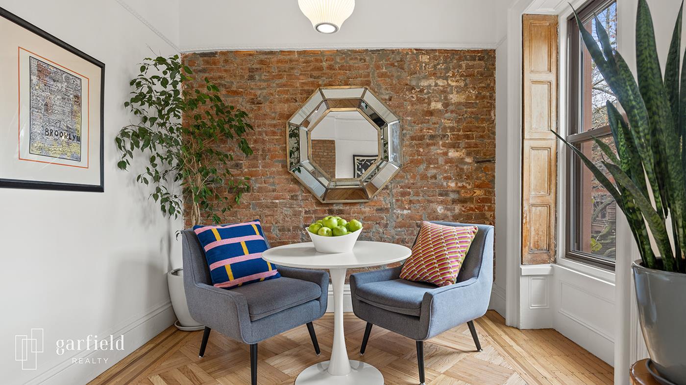 49 Prospect Pl
