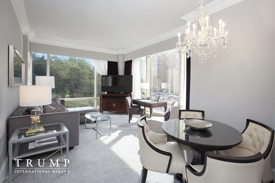 https://www.olr.com/pictures/interior_photo/2136876_a9acc2ae-125d-4cf4-83fc-1147b010142c.jpg