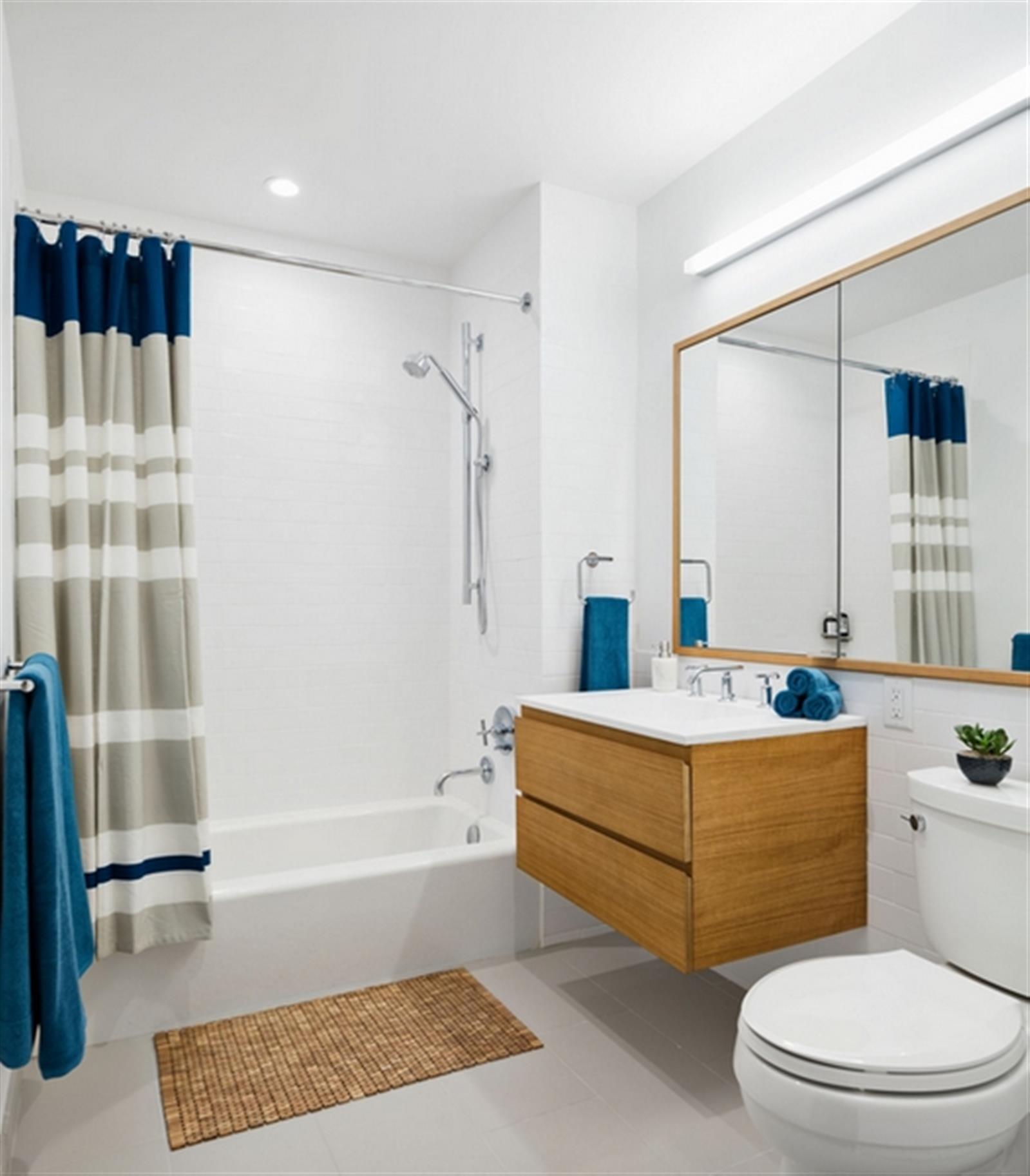 NO FEE Flatiron District WD