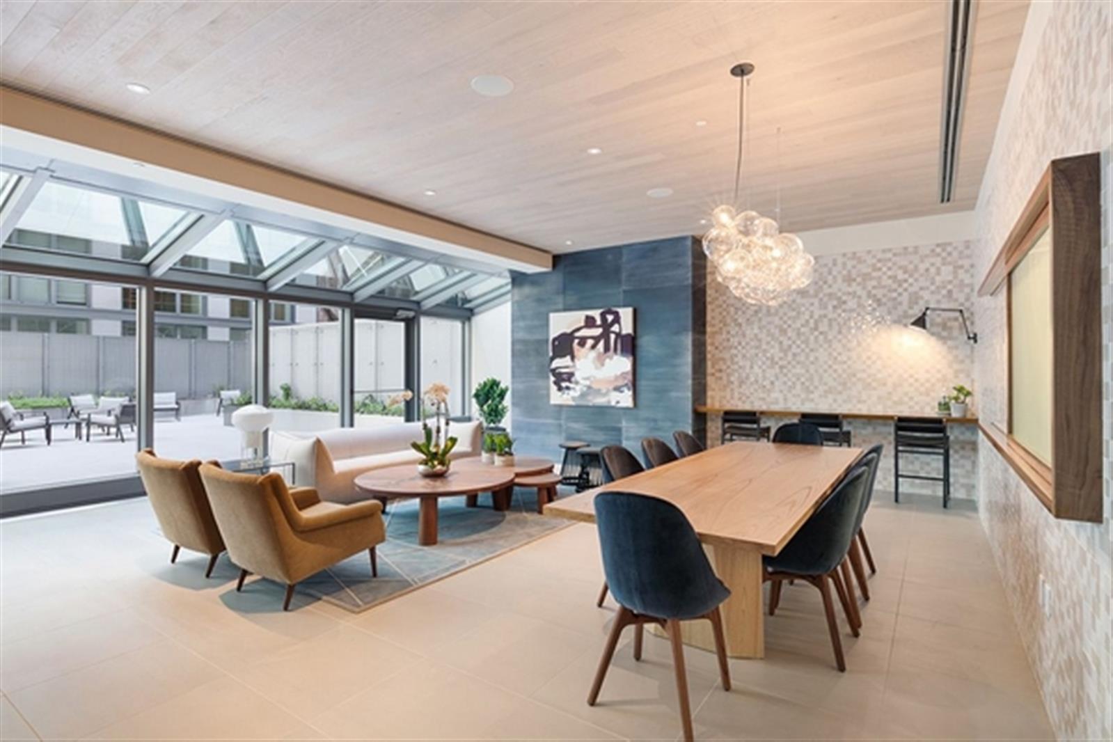 NO FEE Flatiron District WD