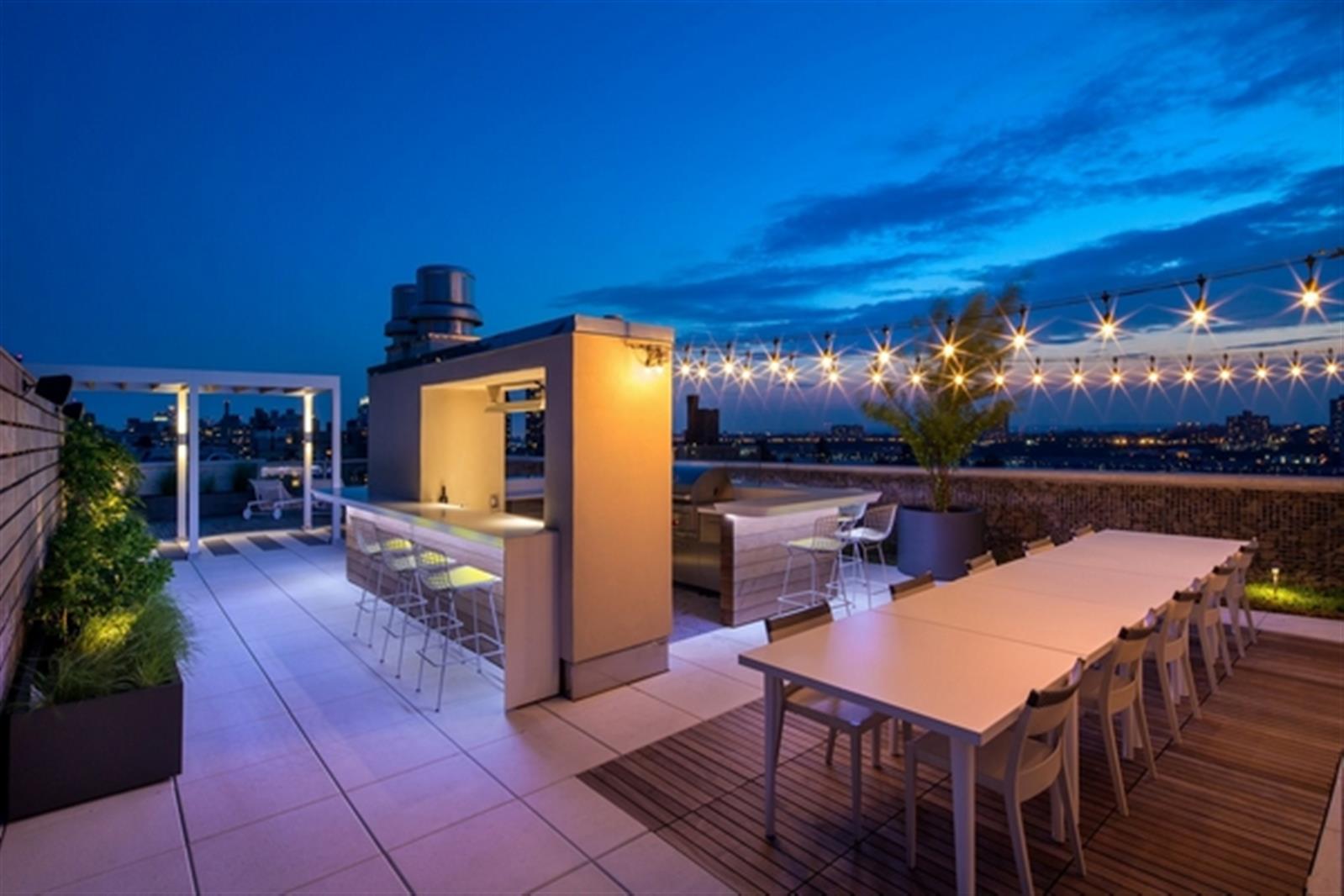 Corner 3 Bedroom with Exciting City Views