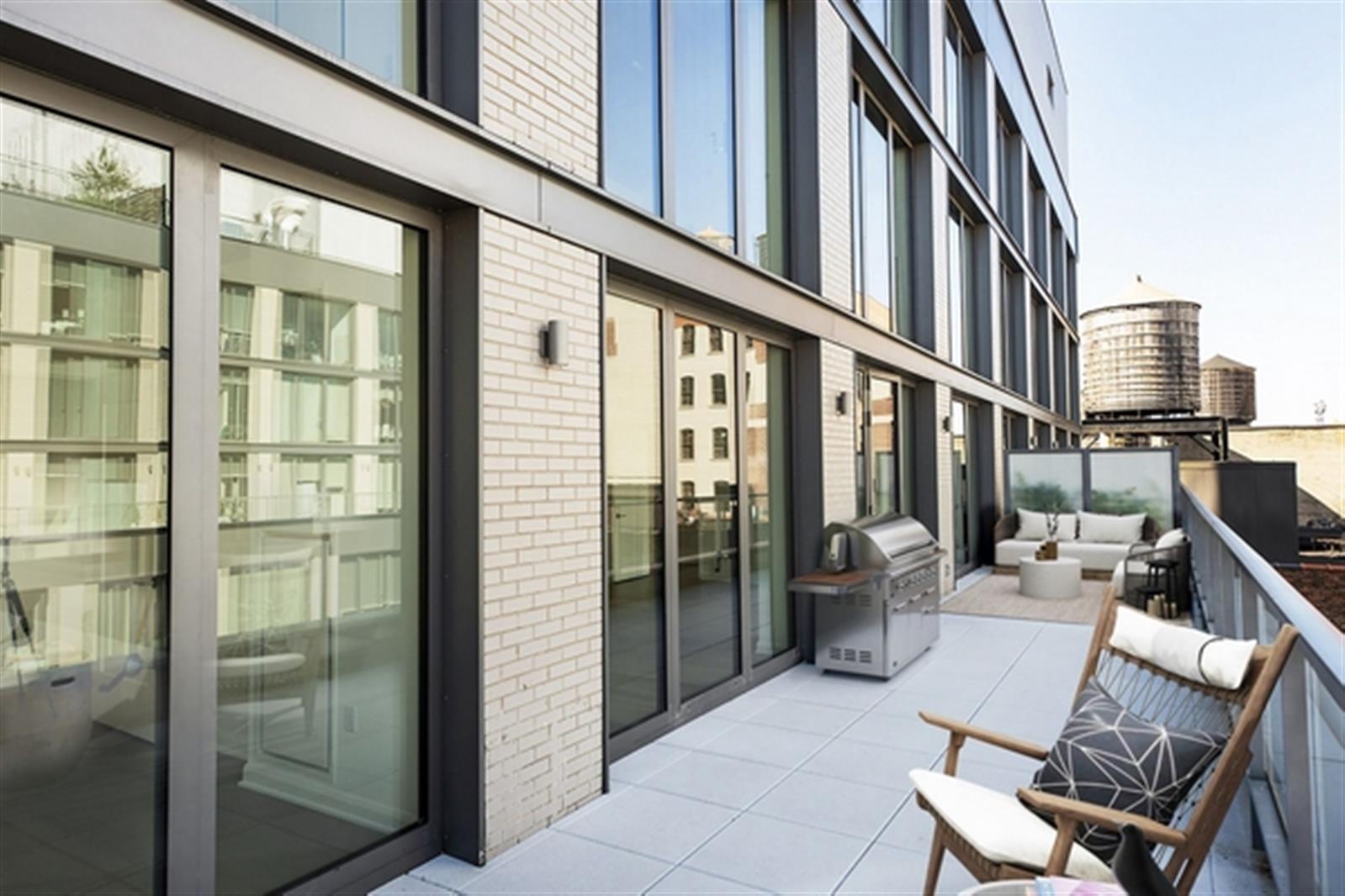 Flatiron District / West 21st