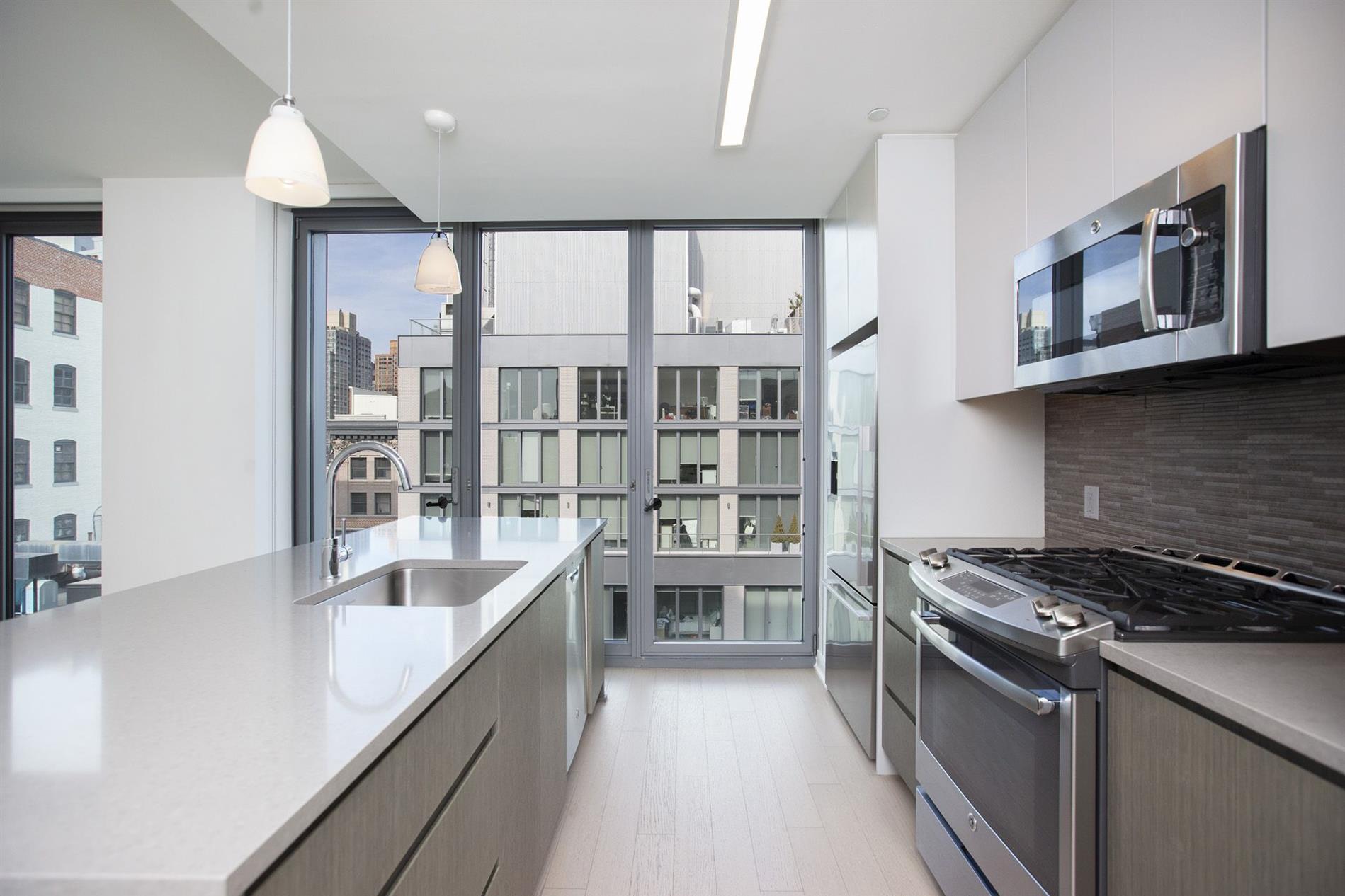 Gorgeous Light Filled 2 Bed