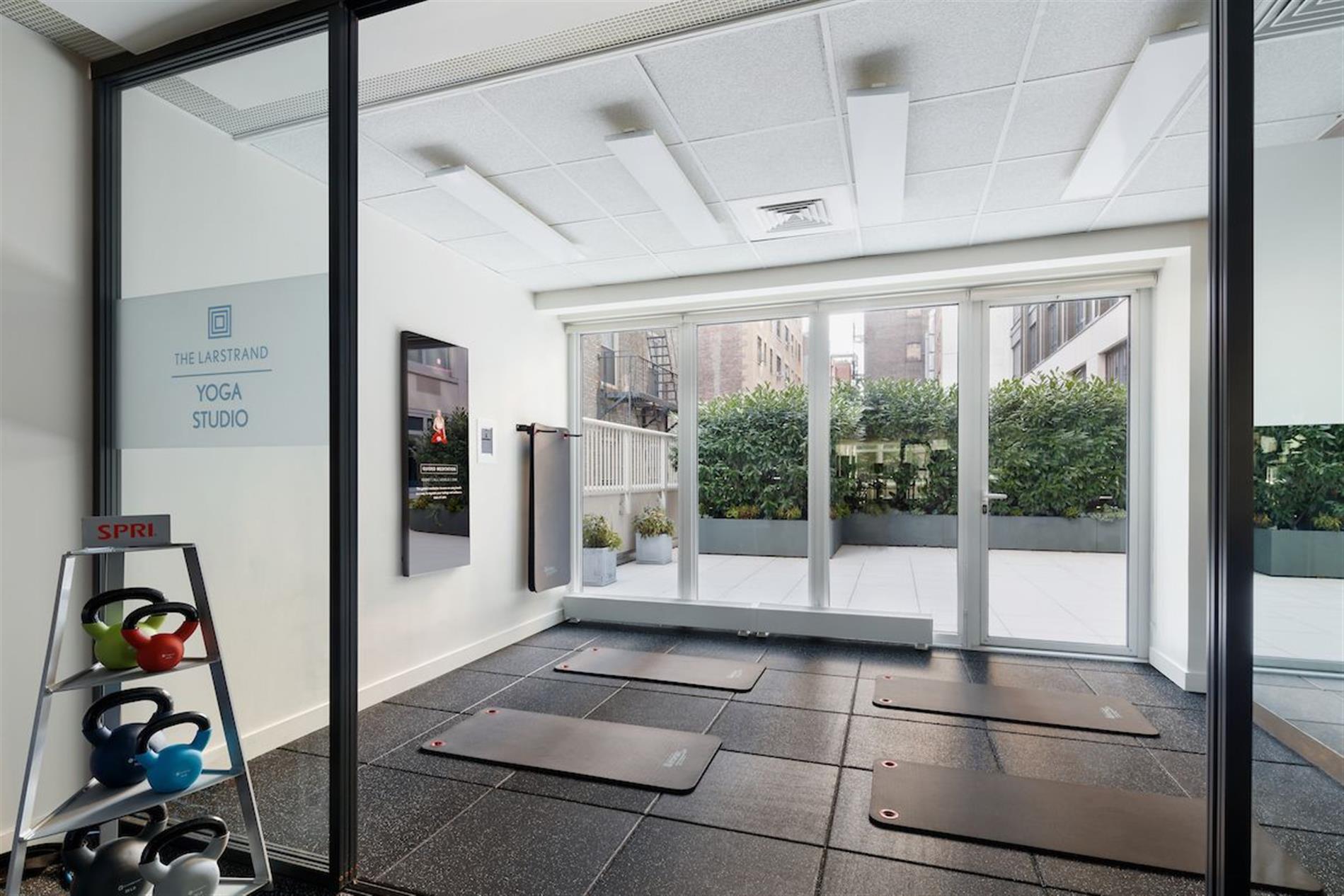 Full-service 2bed/2ba UWS PentHouse