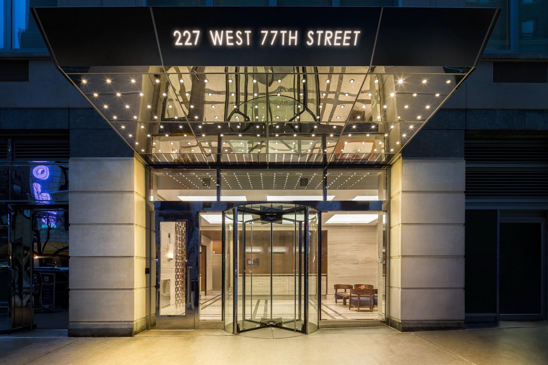 Full-service 2bed/2ba UWS PentHouse