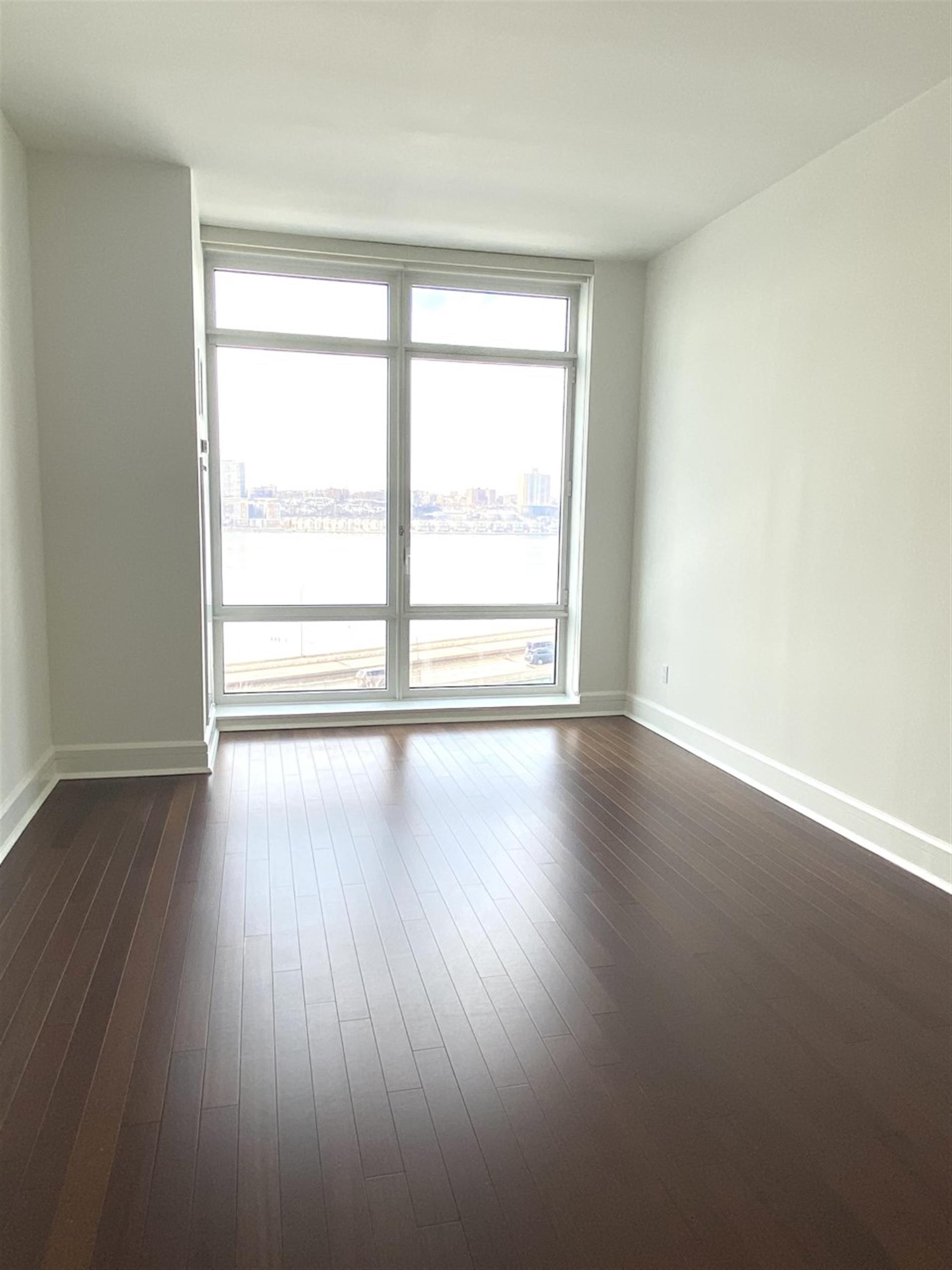Huge Lincoln Center 4 Bedroom