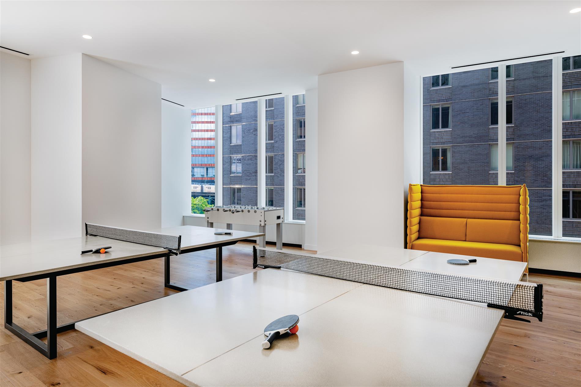 Long Island City No Fee WD