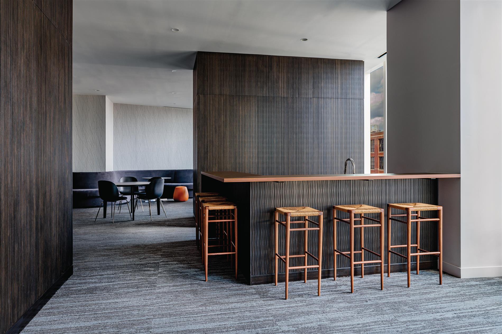 Long Island City No Fee WD