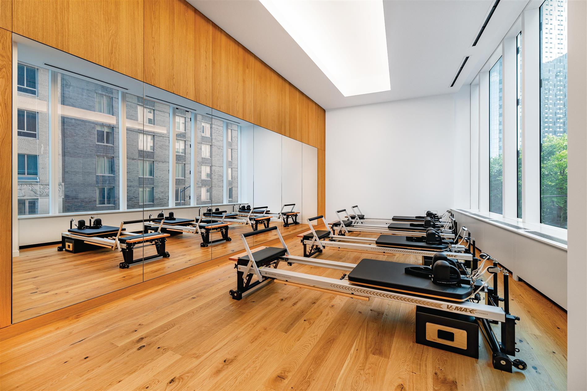 Long Island City No Fee WD