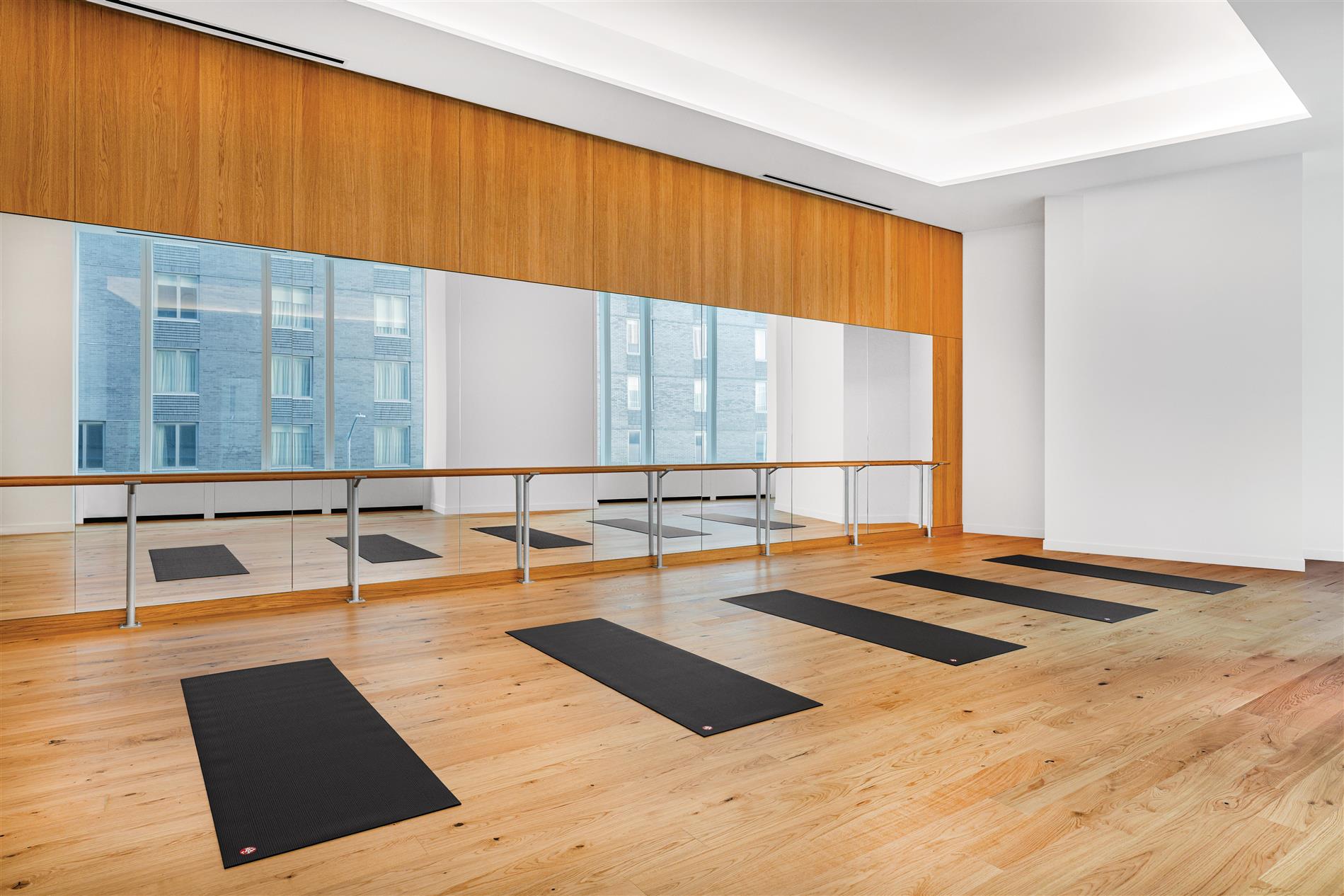 Long Island City No Fee WD