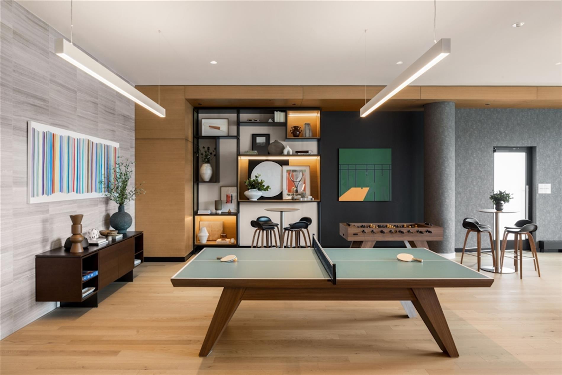 Long Island City No Fee WD