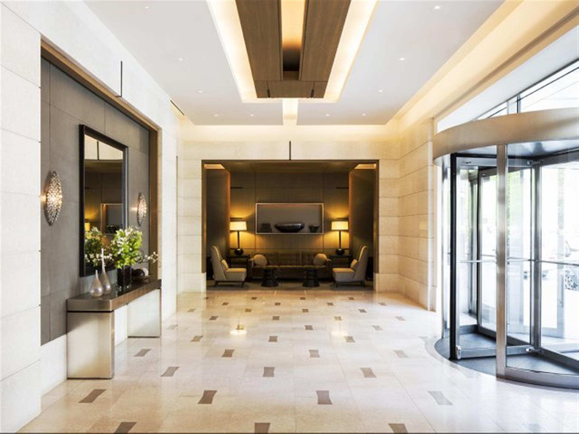 Rare 3 Bed, 3 Bath