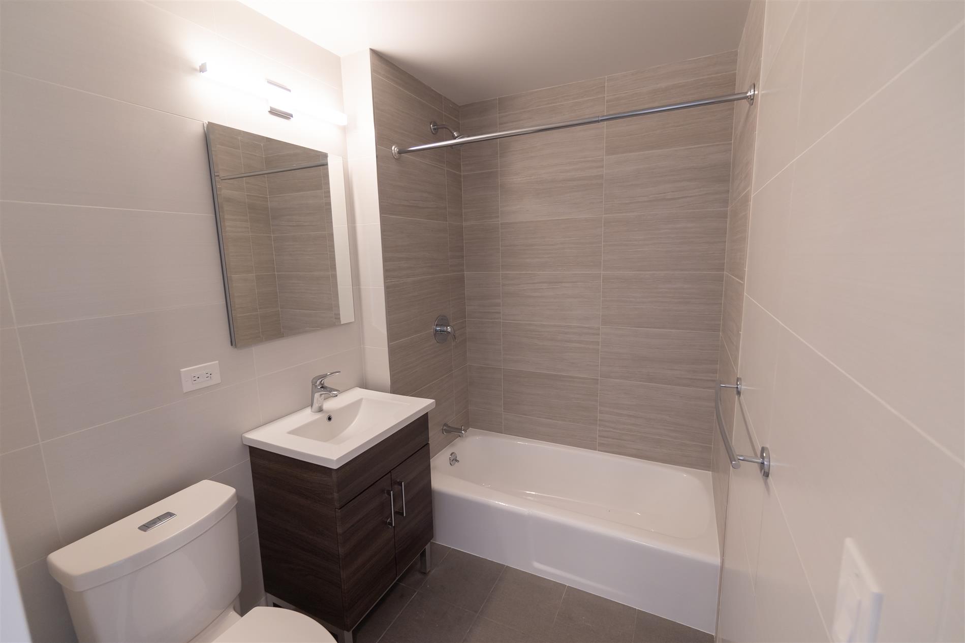 Midtown West No Fee