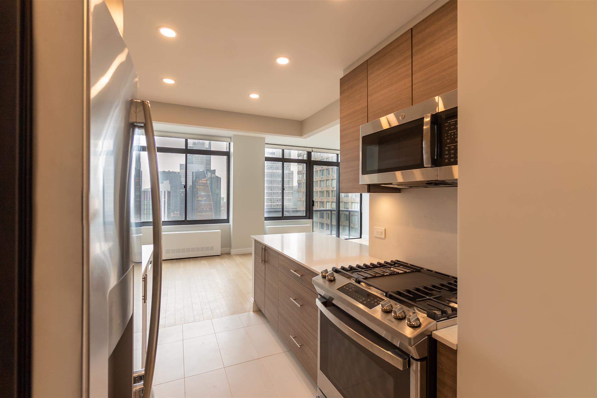 Midtown West No Fee