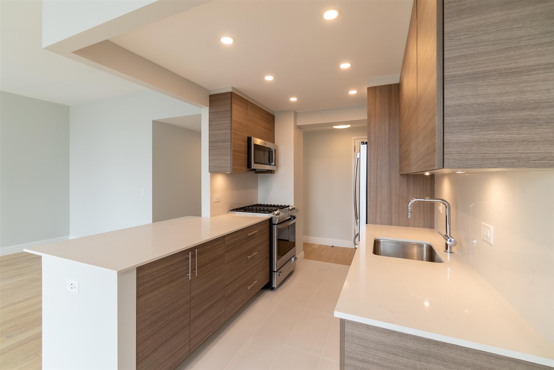 Midtown West No Fee