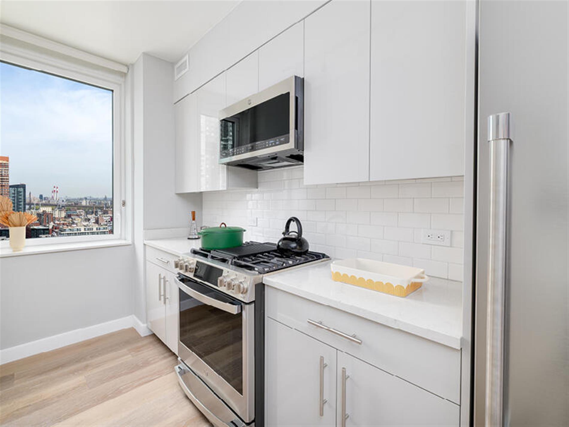Hunters Point NO FEE WD