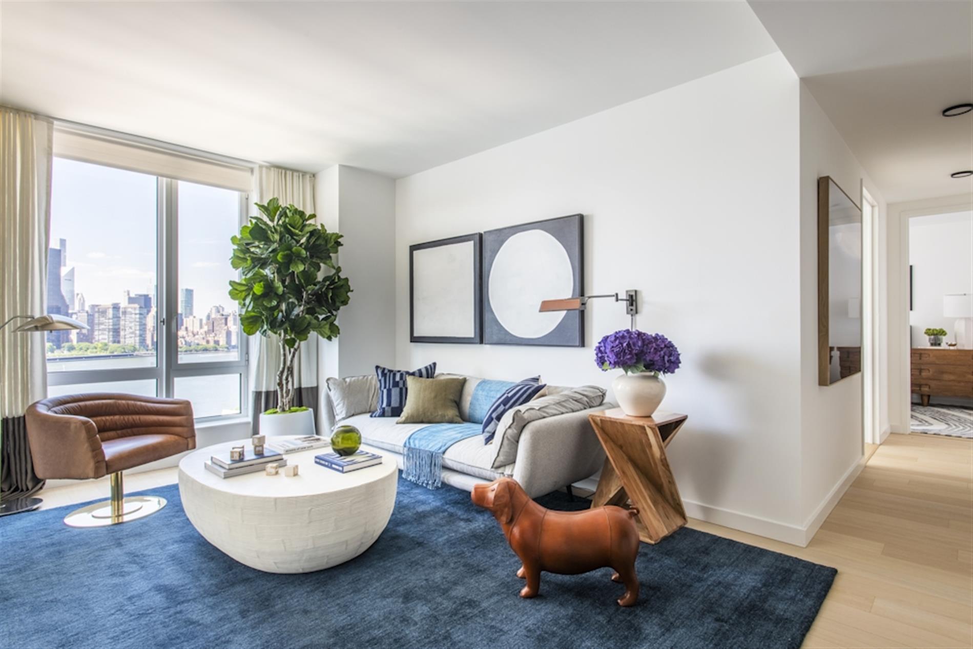 Long Island City NO FEE WD FREE RENT