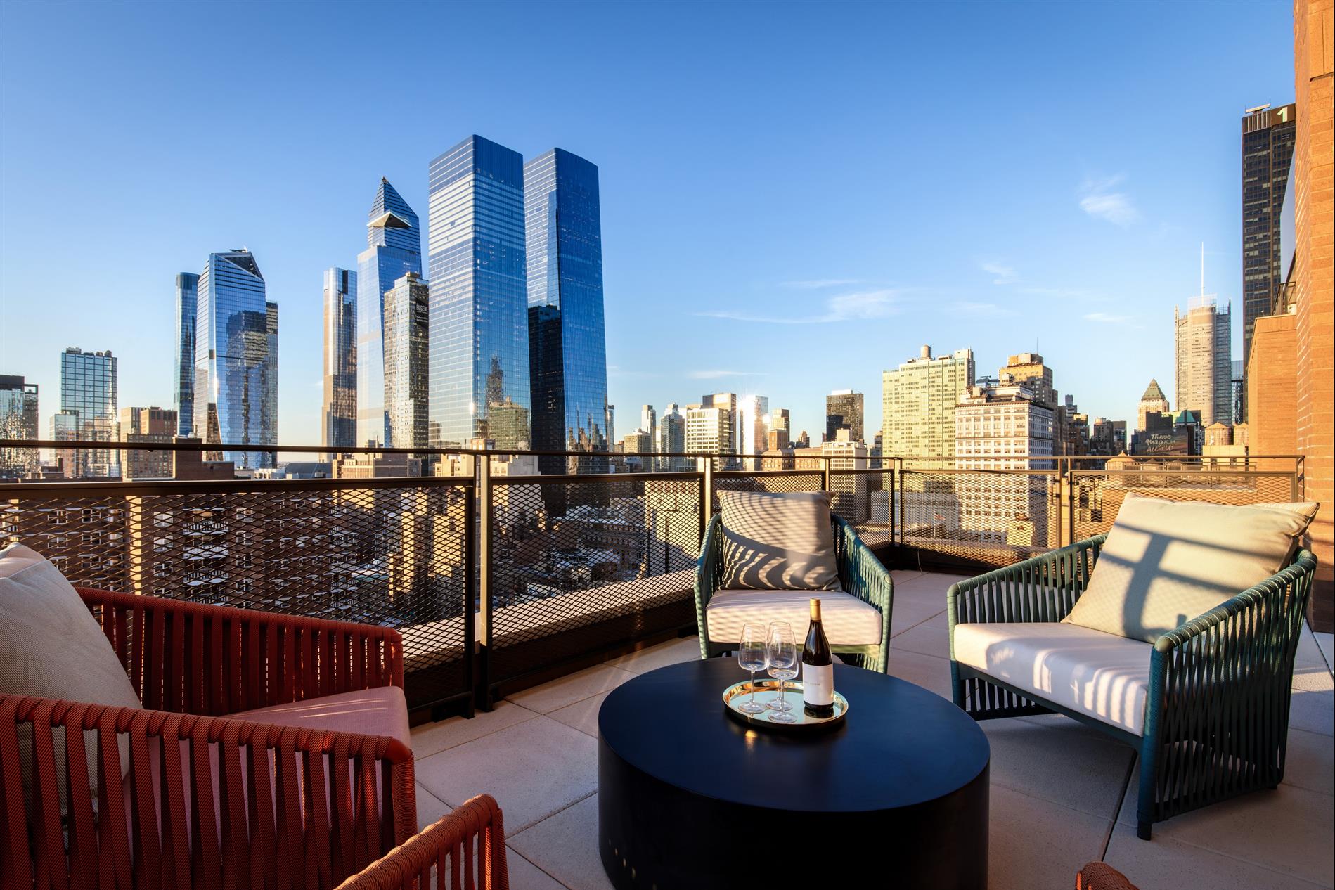 243 West 28th St, N-PHA