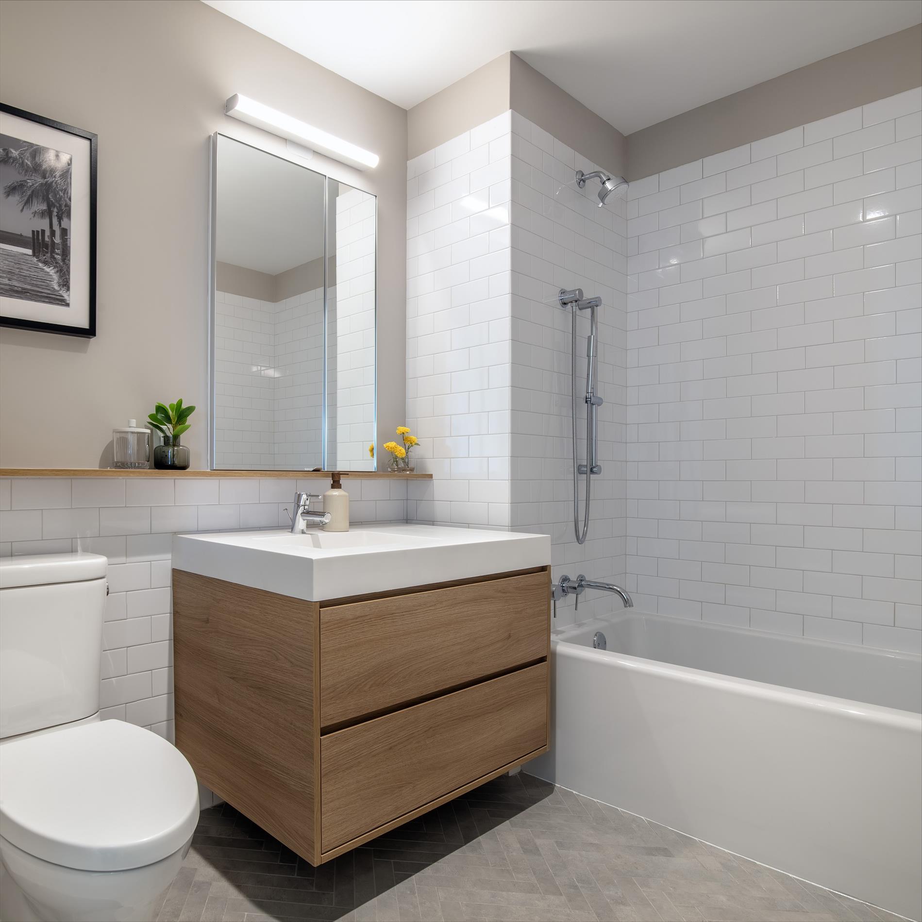 243 West 28th St, N-PHA