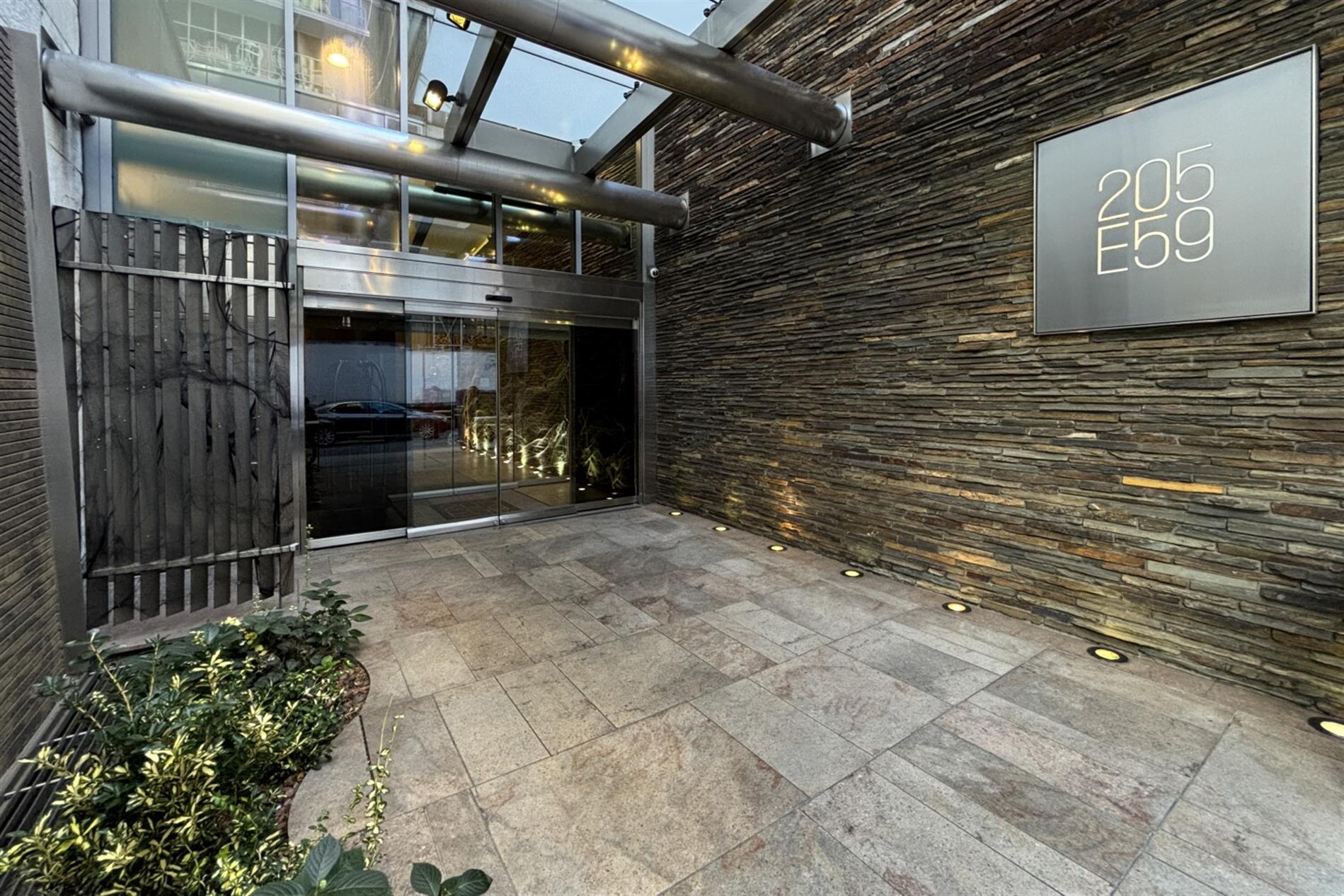 205 East 59th Street, PHA