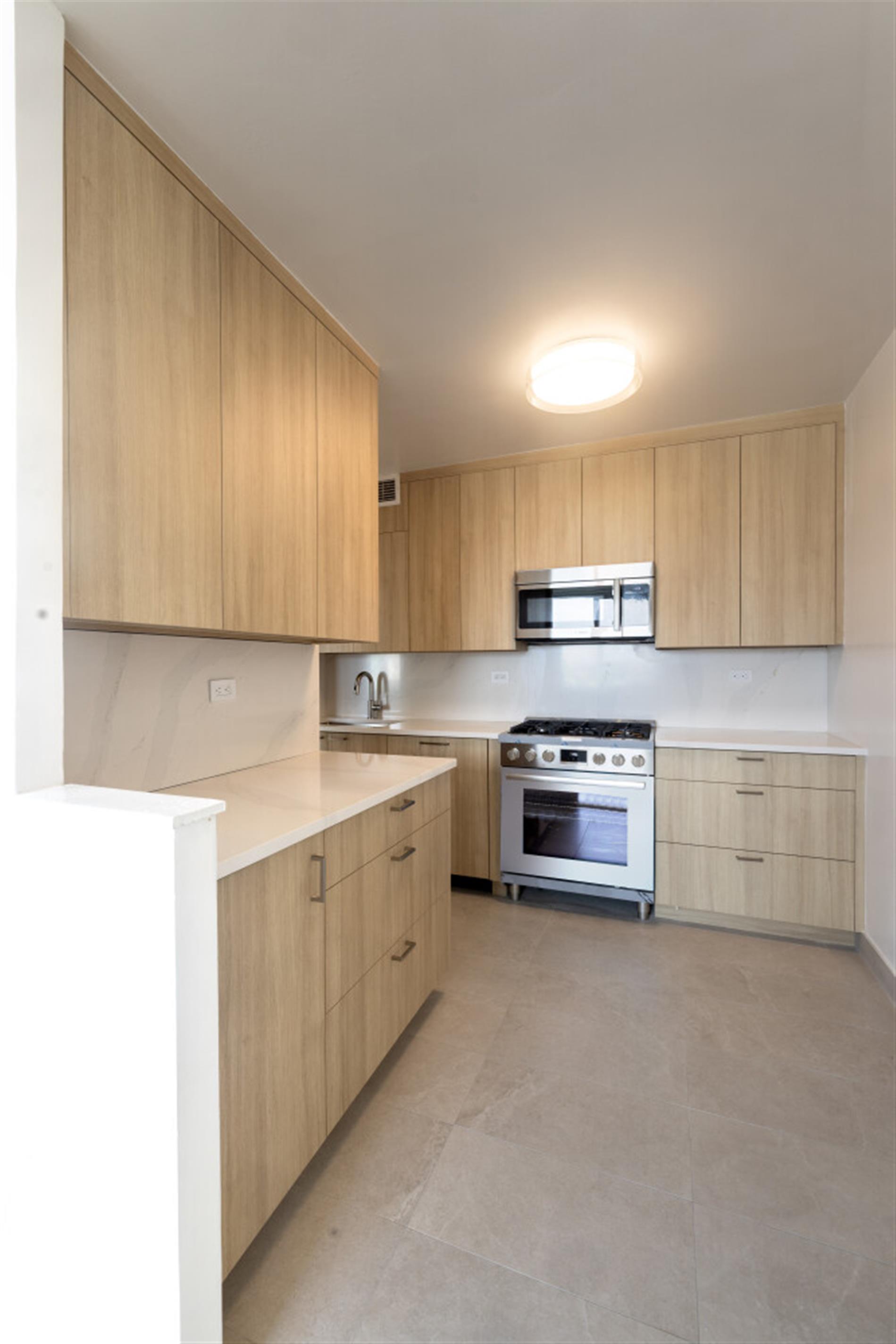 424 West End Avenue, 1703