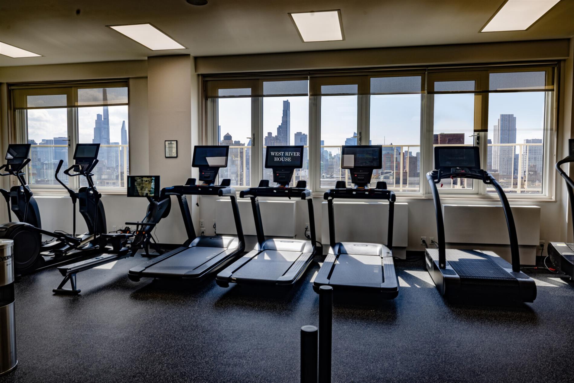 424 West End Avenue, 1703