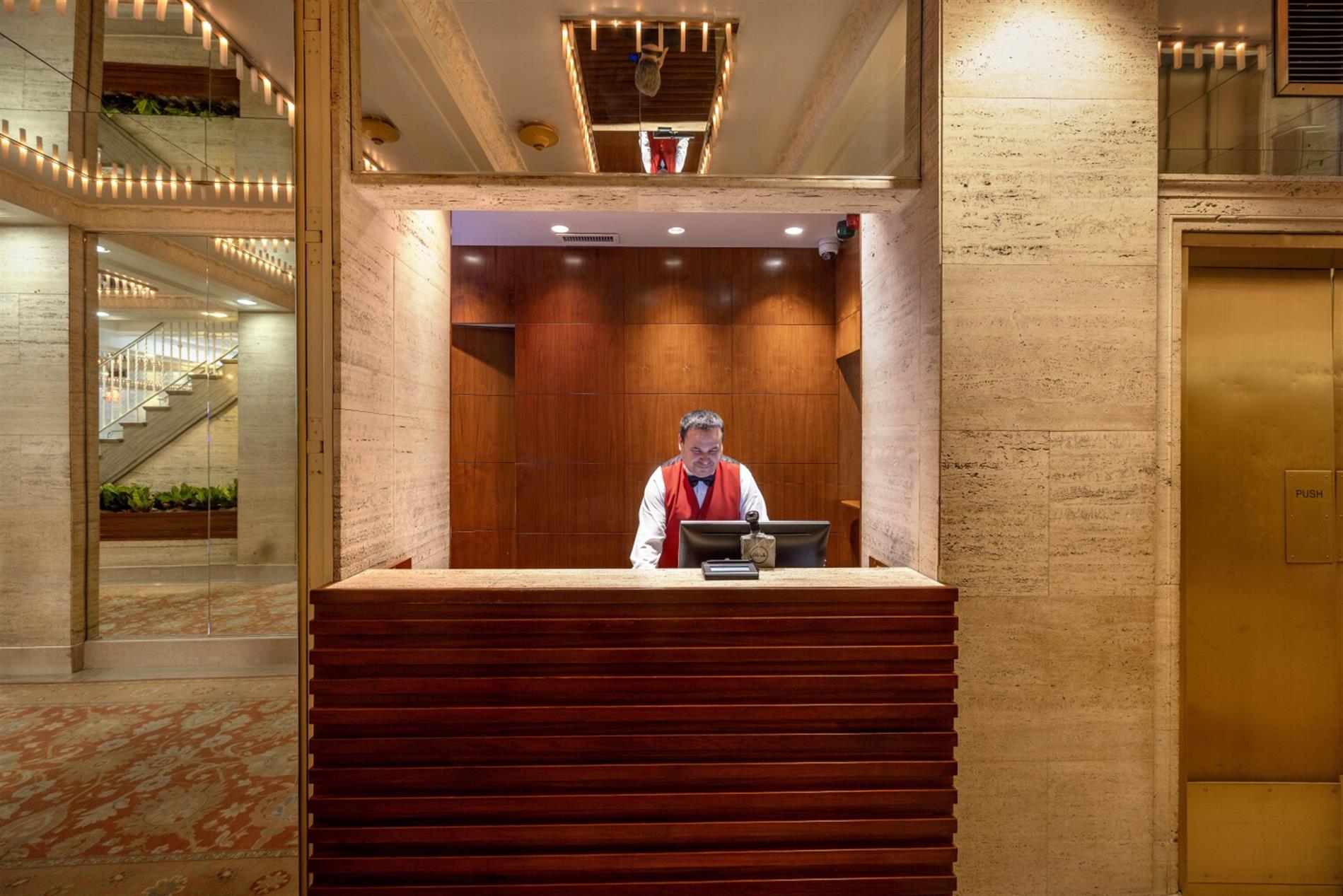 Midtown West No Fee