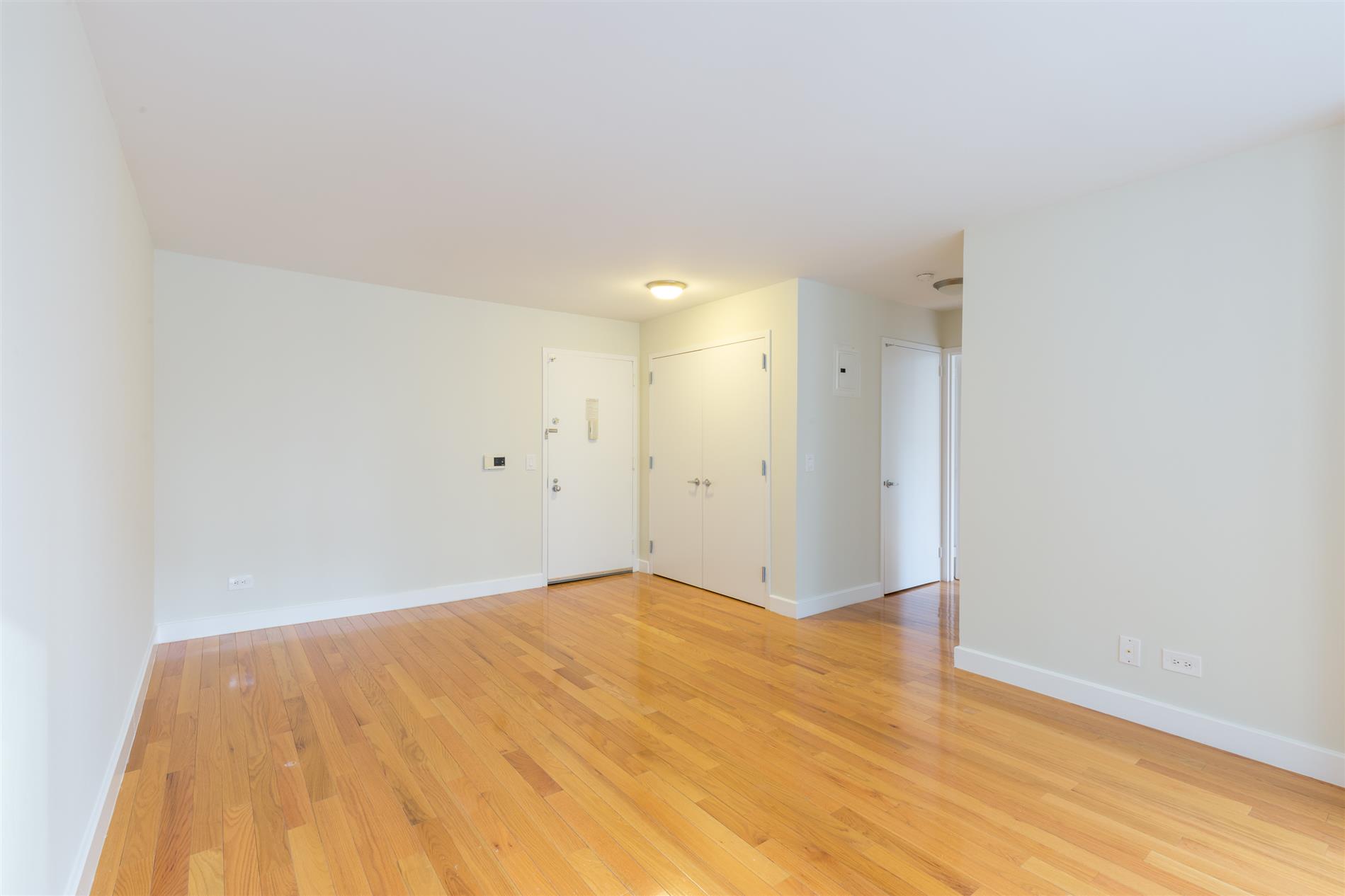 Midtown West No Fee