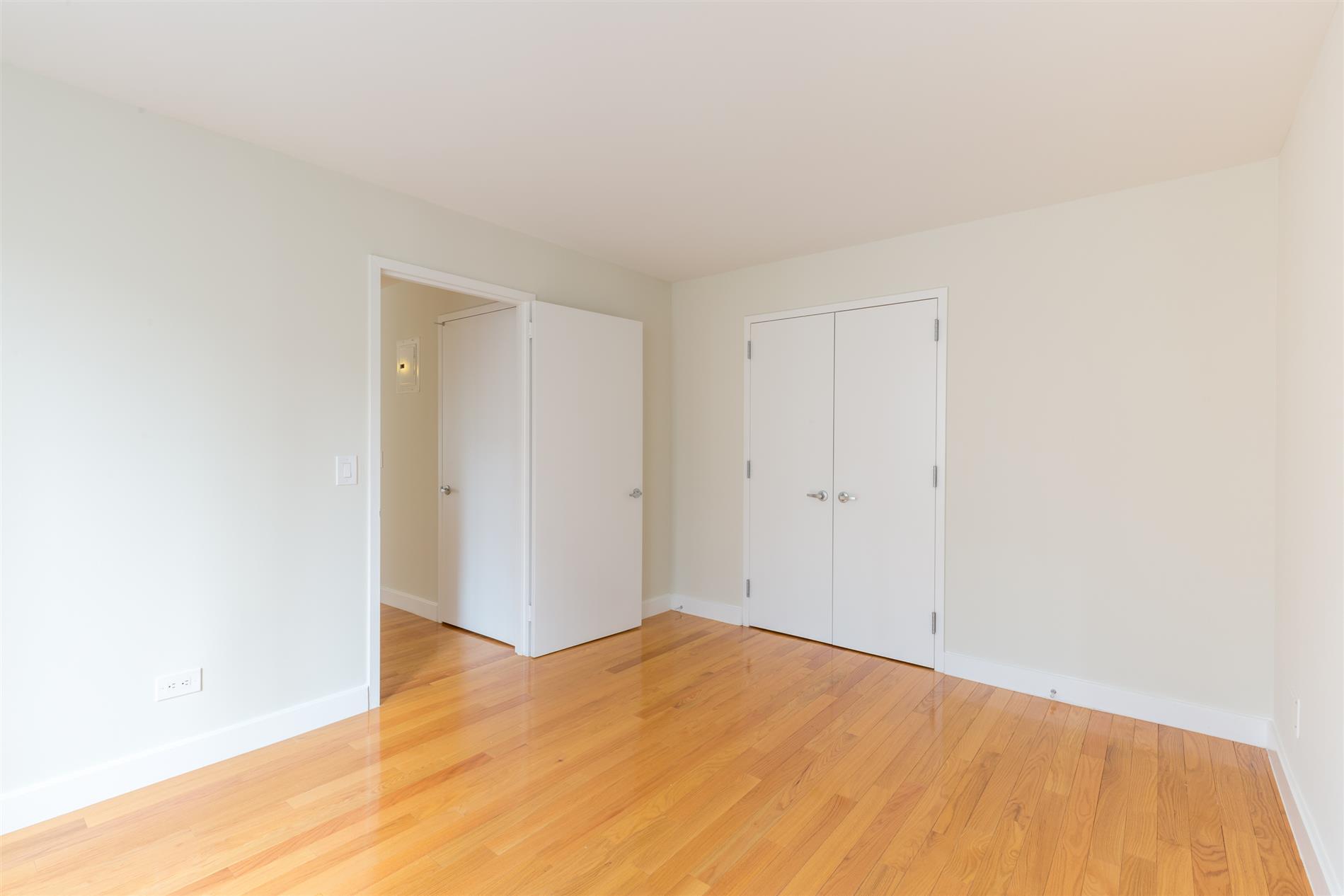 Midtown West No Fee