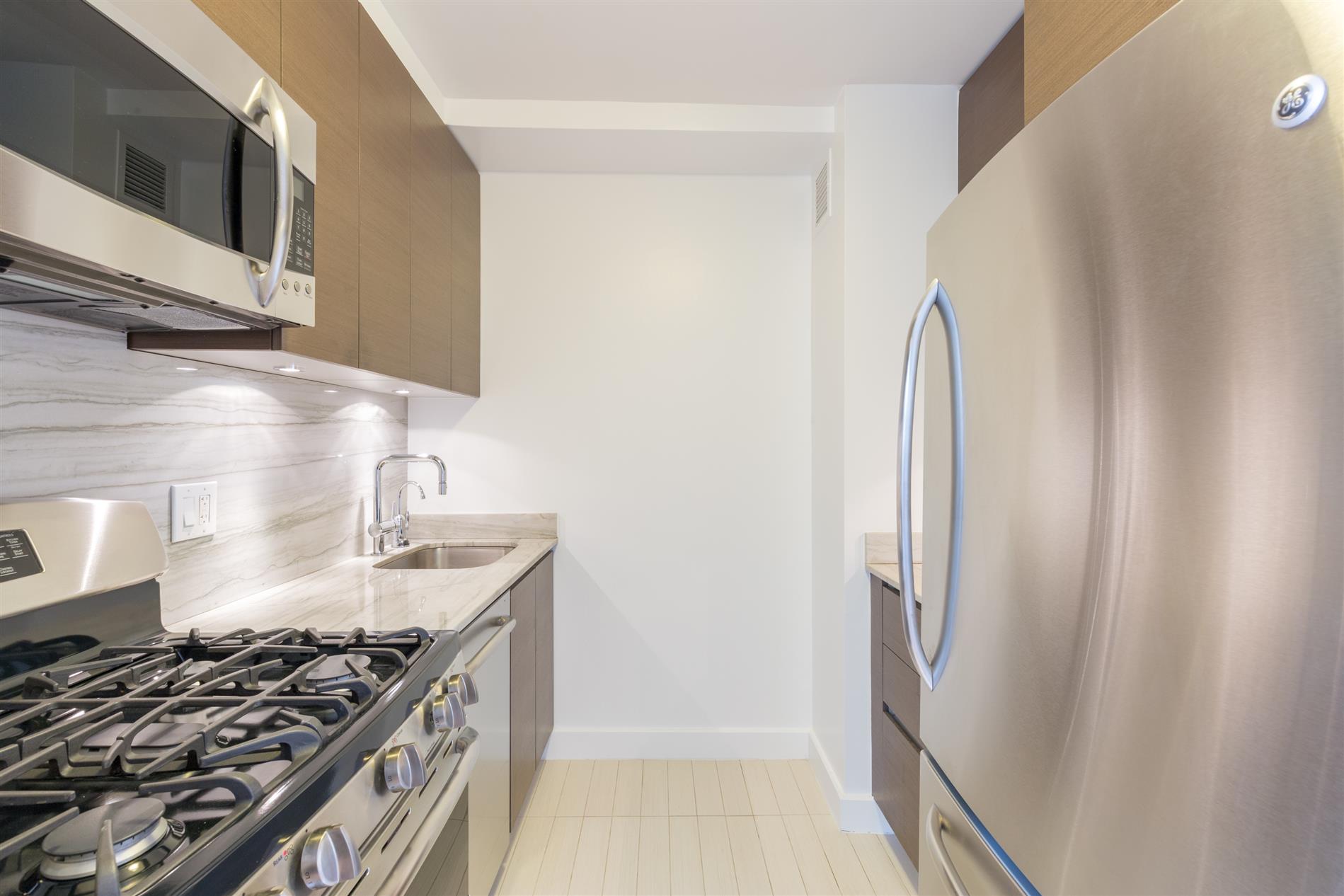 Midtown West No Fee
