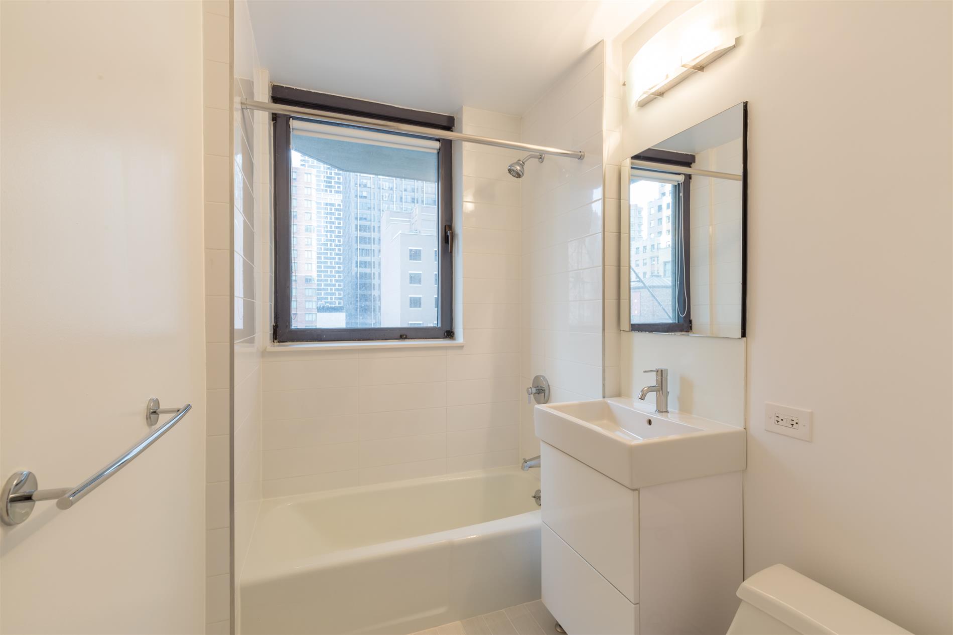Midtown West No Fee