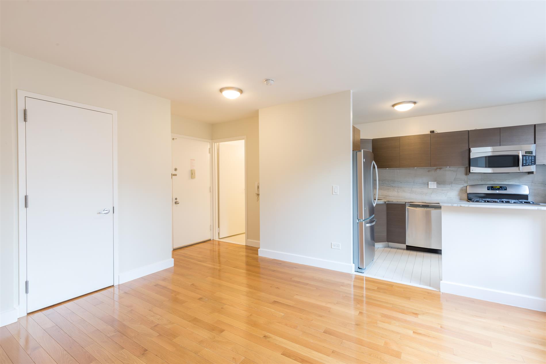 Midtown West No Fee