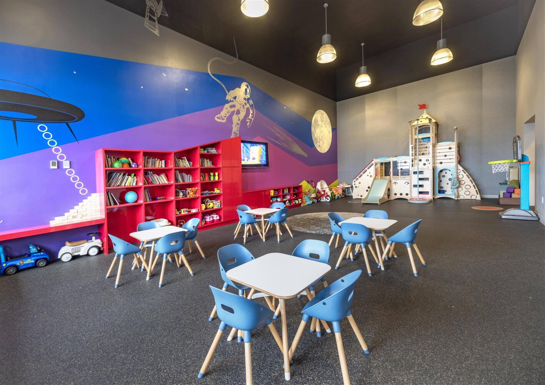 West River House | 424 West End Ave