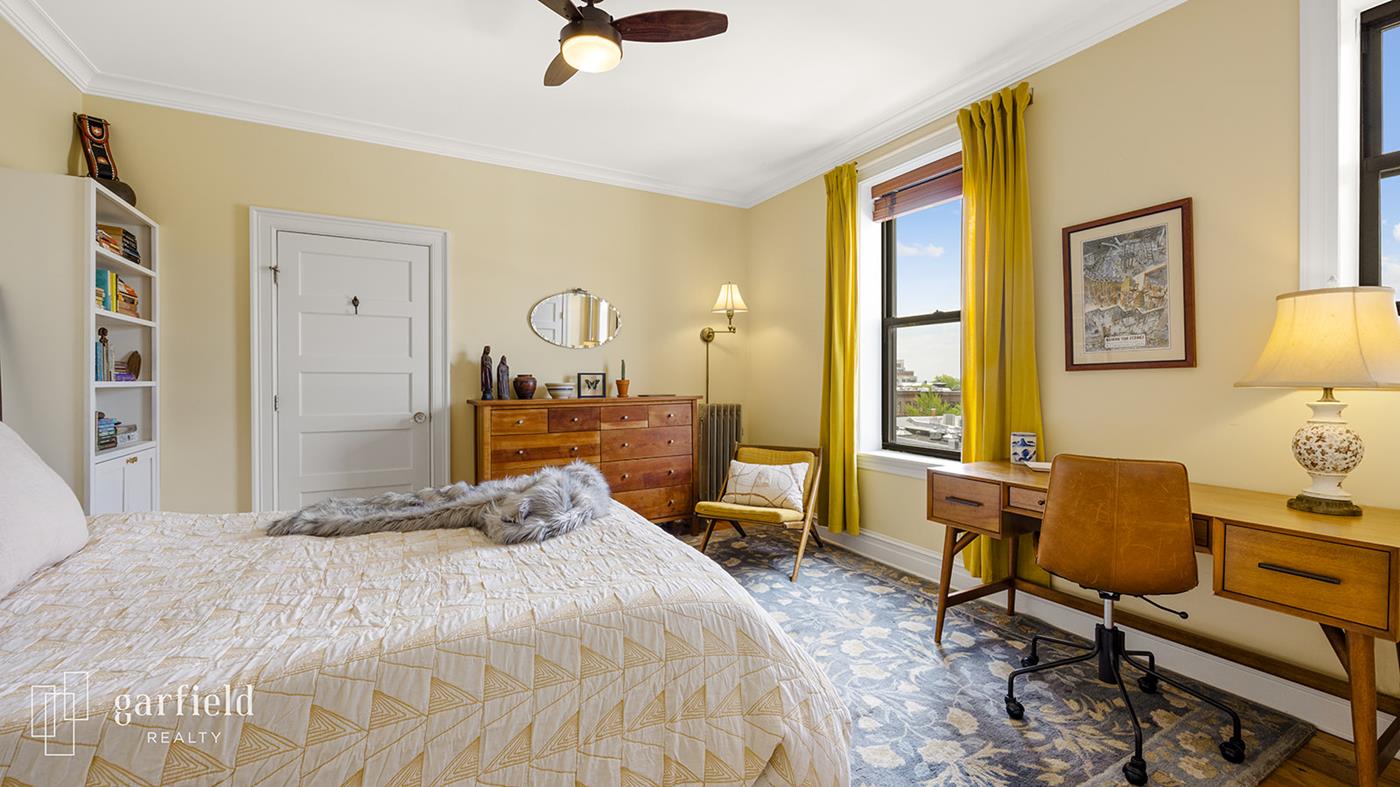 135 Prospect Park W