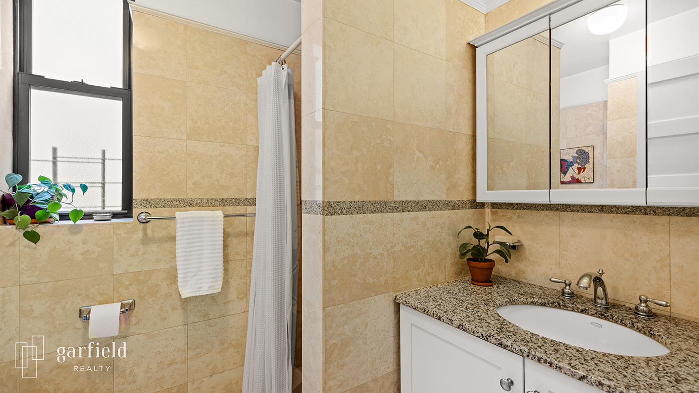 135 Prospect Park W