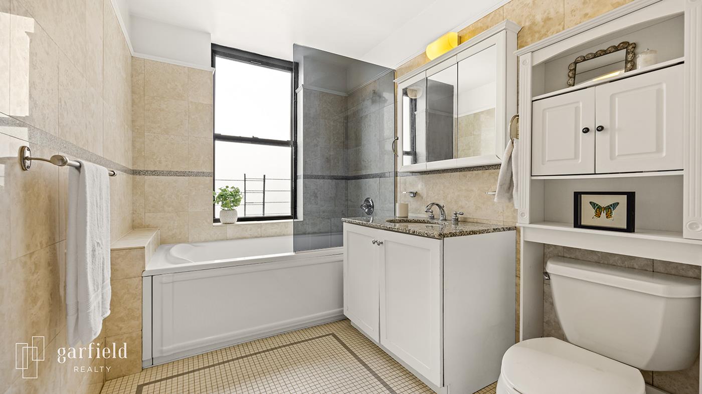 135 Prospect Park W