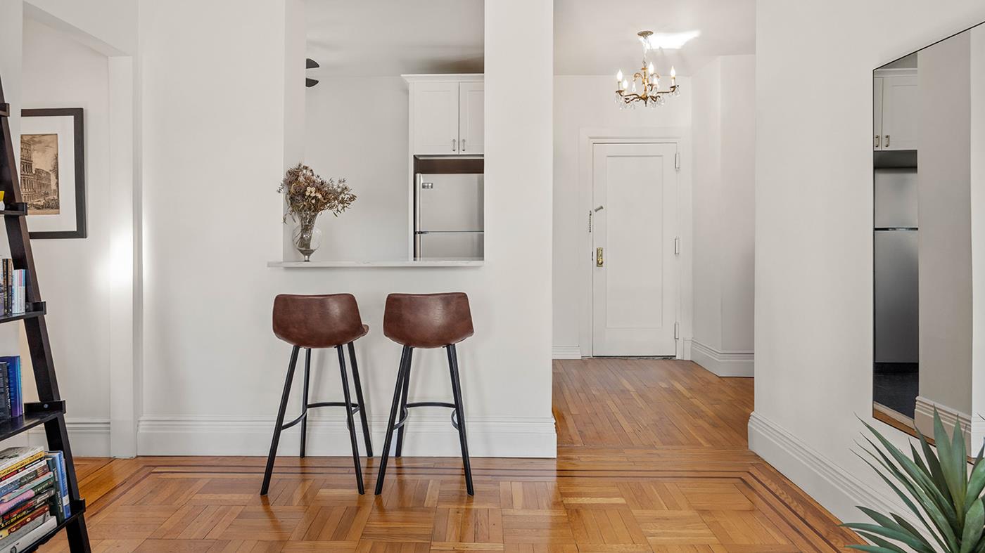 333 4th St