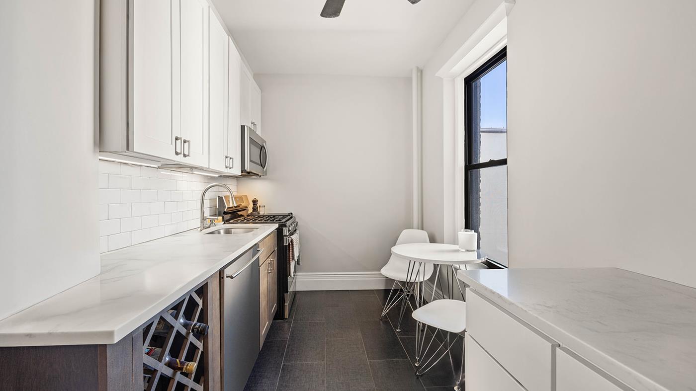 333 4th St