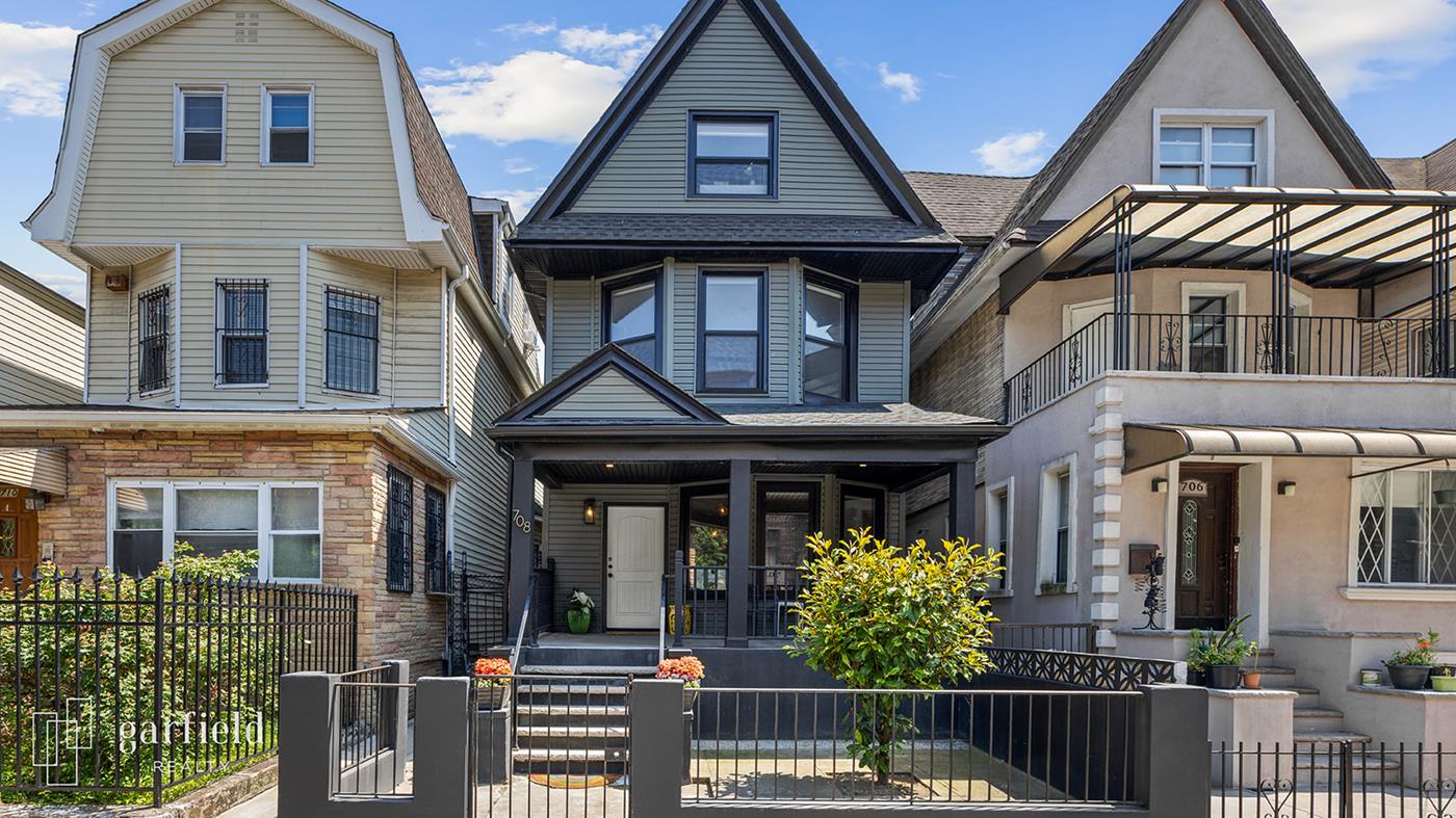 708 Ave C