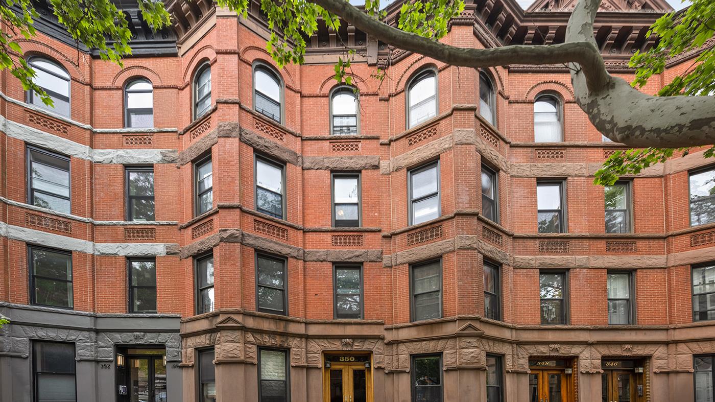 350 6th Ave